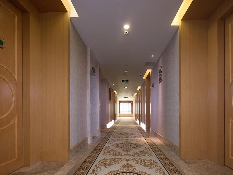 Vienna 3 Best Hotel Dongguan Liaobu Veicle City מראה חיצוני תמונה